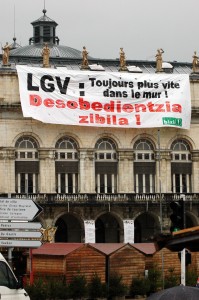 LGV-Desobedientzia3